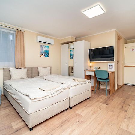 Palmy Apartmanhouse Maglod Exterior foto
