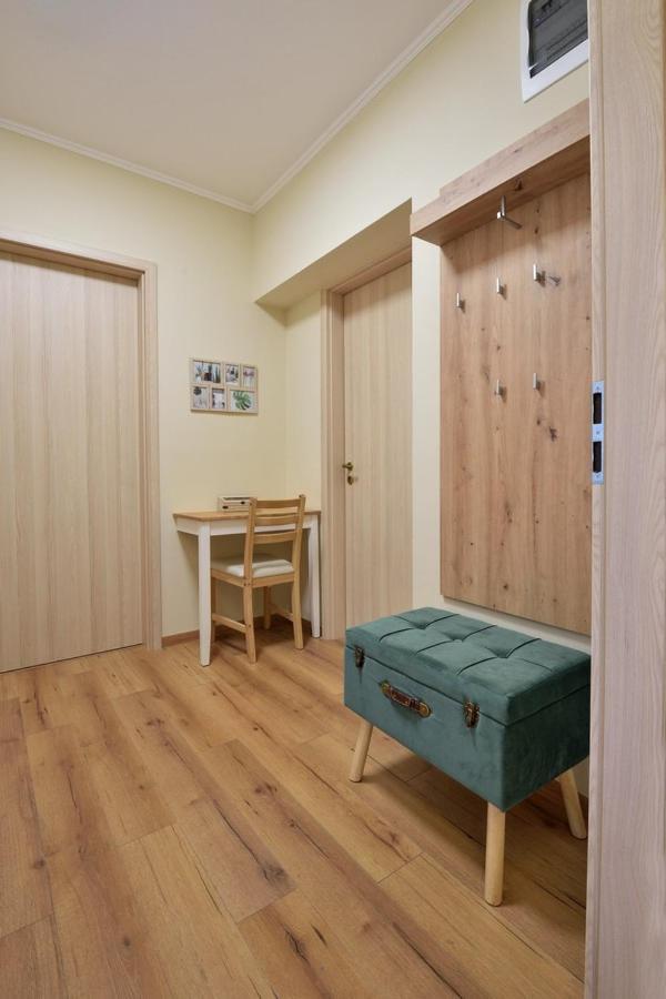 Palmy Apartmanhouse Maglod Exterior foto