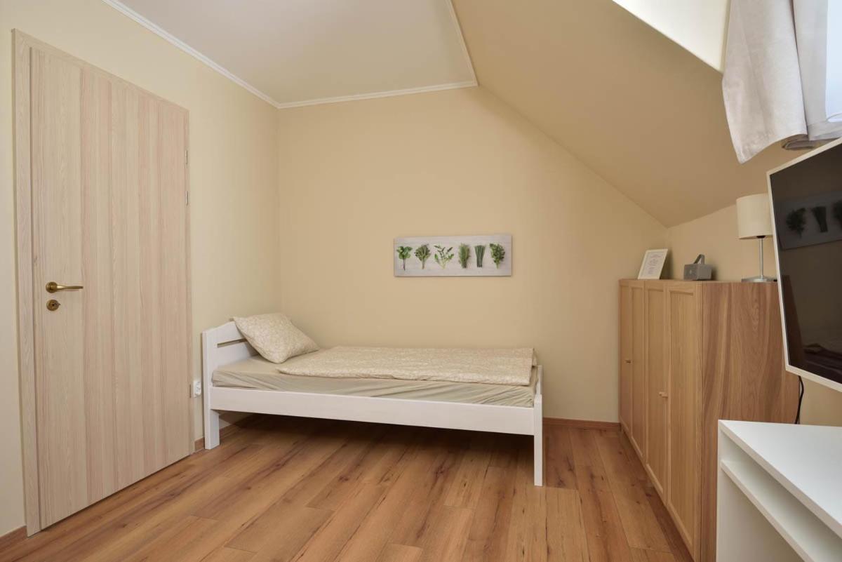Palmy Apartmanhouse Maglod Exterior foto