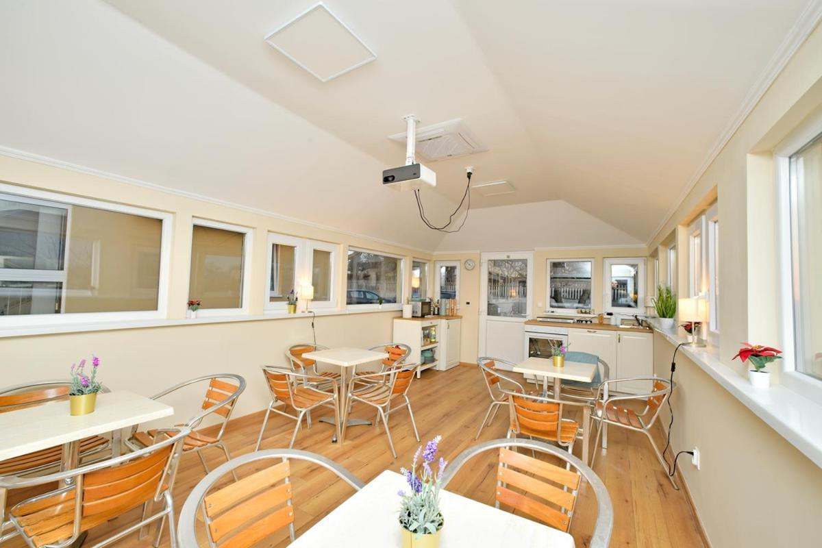 Palmy Apartmanhouse Maglod Exterior foto