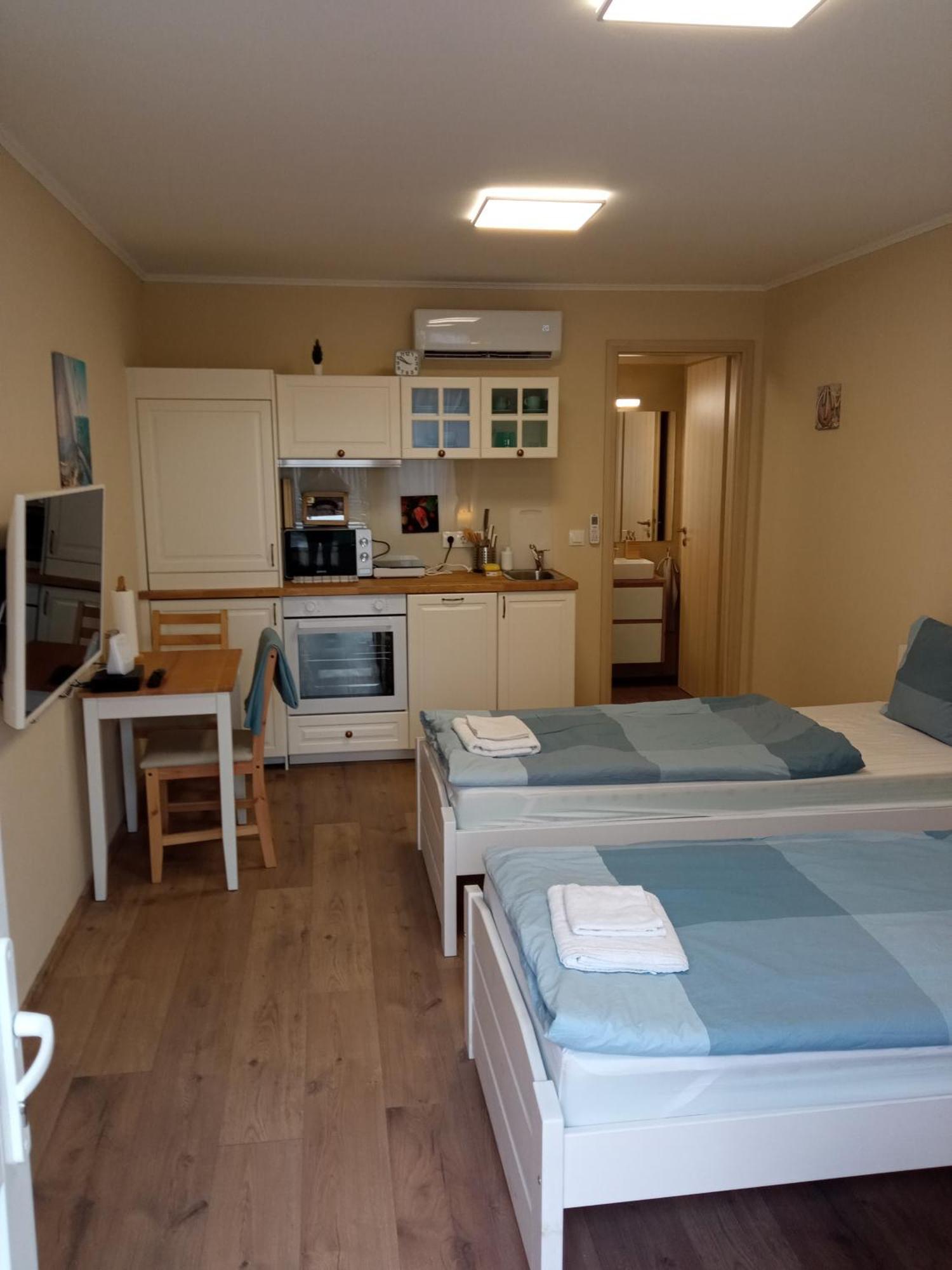 Palmy Apartmanhouse Maglod Cameră foto